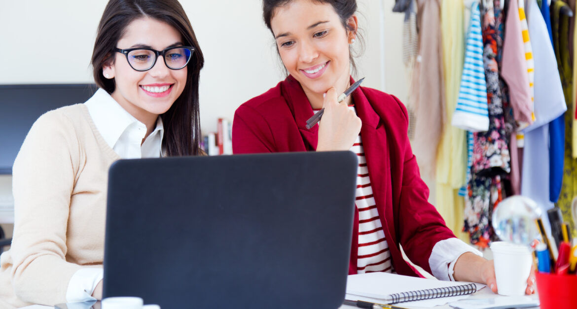 retail jobs in europe for indians